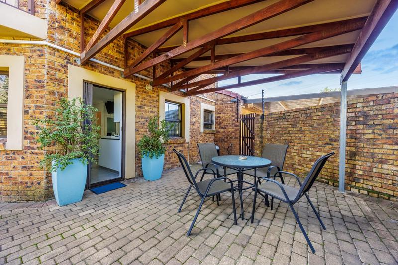 7 Bedroom Property for Sale in Eversdal Heights Western Cape